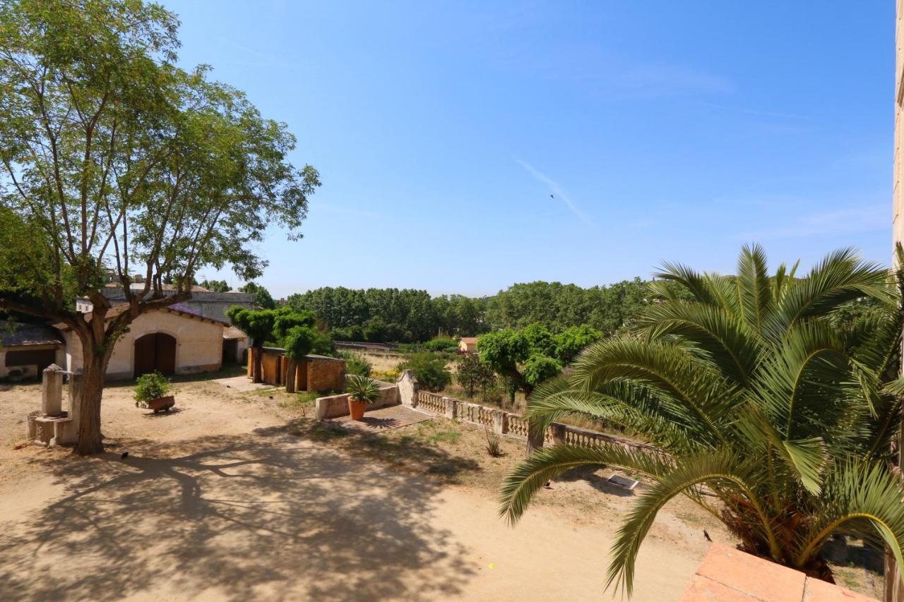 Rovira: Neoclassical Mansion Near Barcelona Country house